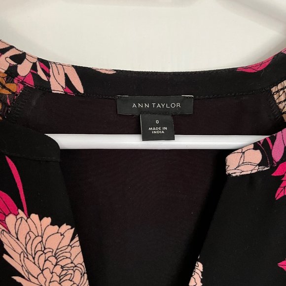 Ann Taylor floral dress with sheer sleeves (EUC) Size 0 - Picture 2 of 4